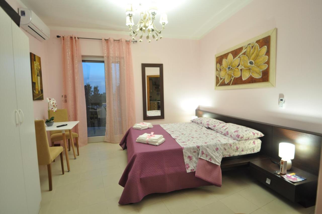 Boat Dreams , Garden Relax Apartamento Matino Exterior foto